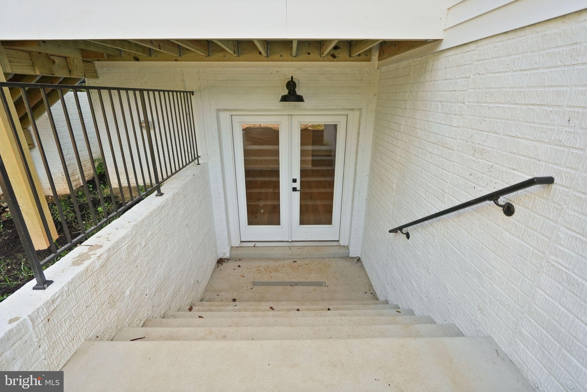 11433 POPES HEAD ROAD