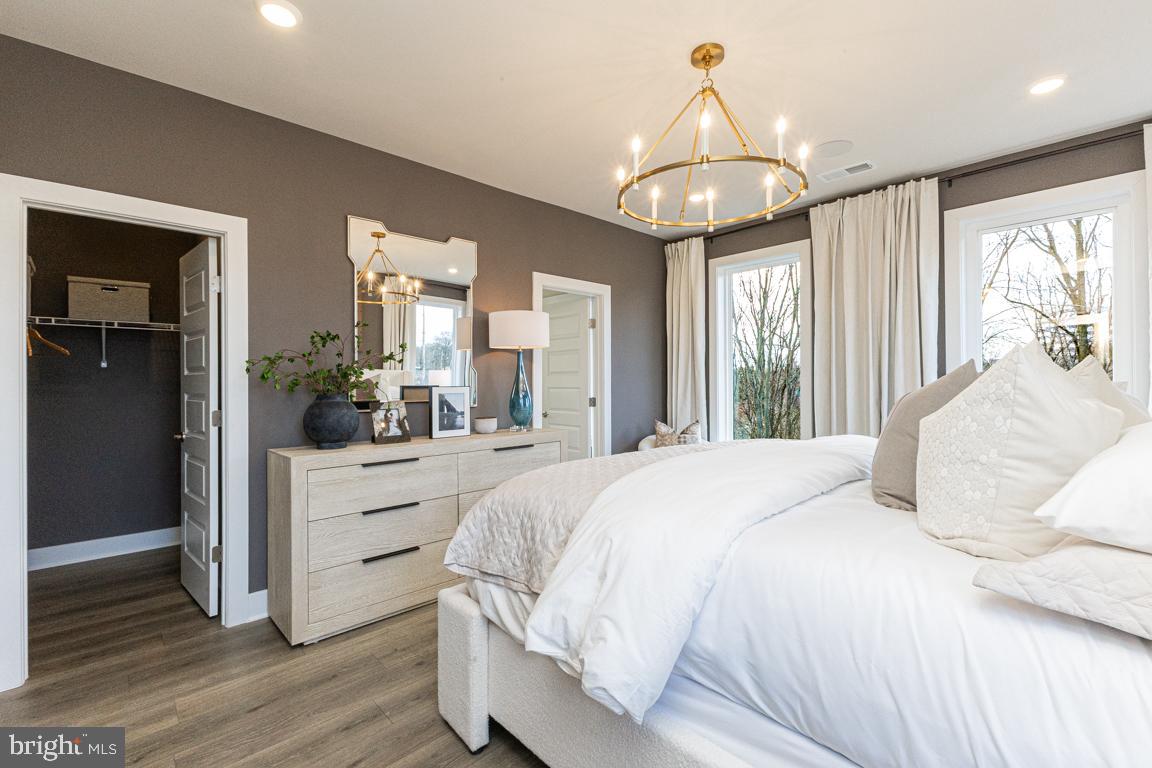 0 AMERICAN DREAM WAY