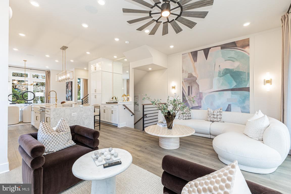 0 AMERICAN DREAM WAY