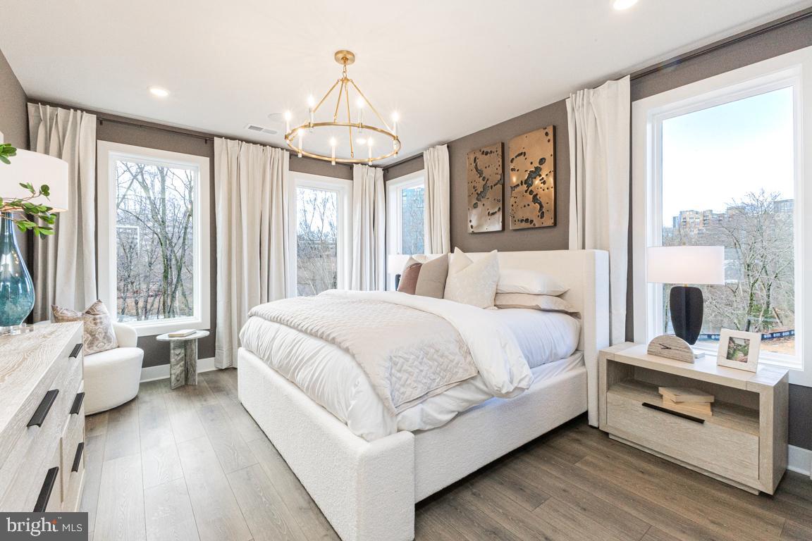 0 AMERICAN DREAM WAY