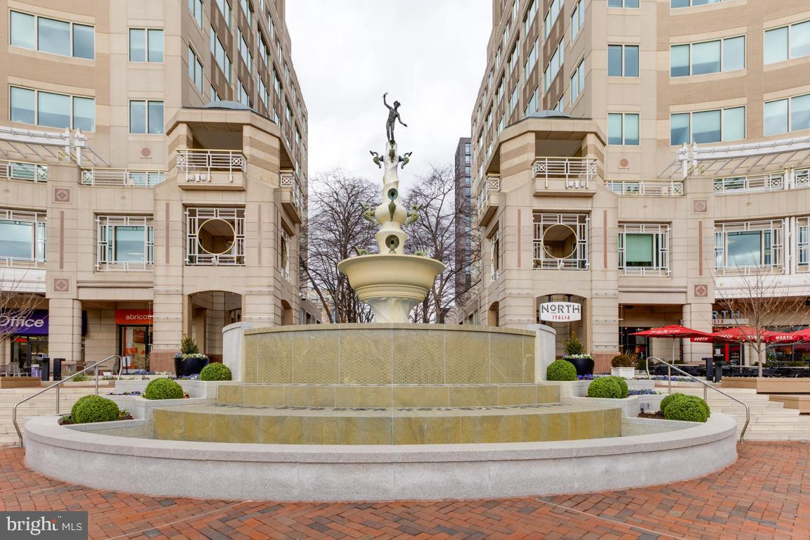 0 AMERICAN DREAM WAY