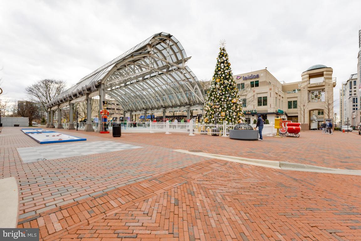 0 AMERICAN DREAM WAY