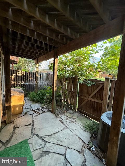 4118 FAIRFAX CENTER CREEK DRIVE