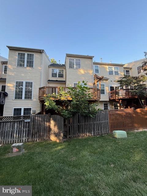 4118 FAIRFAX CENTER CREEK DRIVE