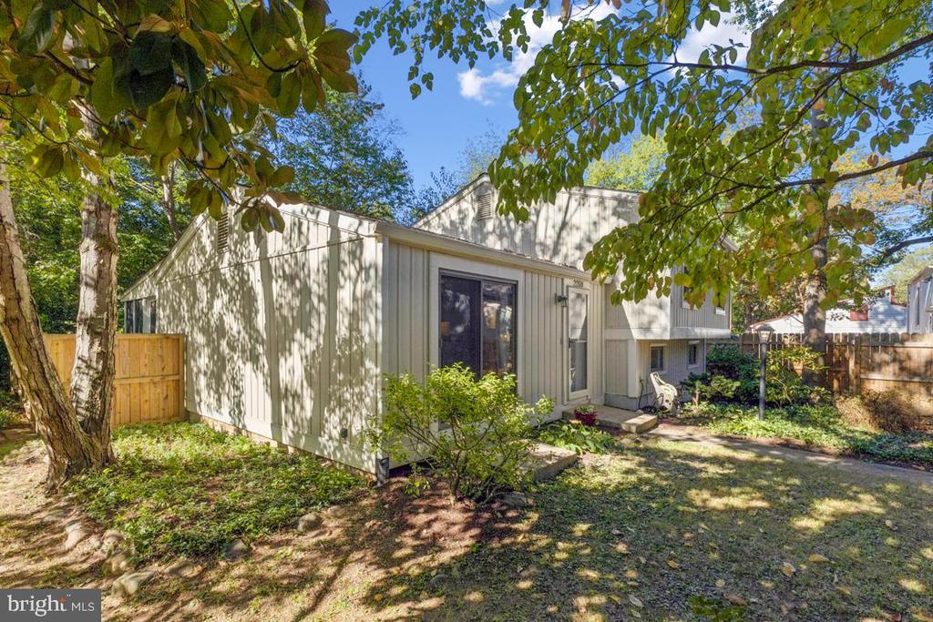 2269 MARGINELLA DRIVE
