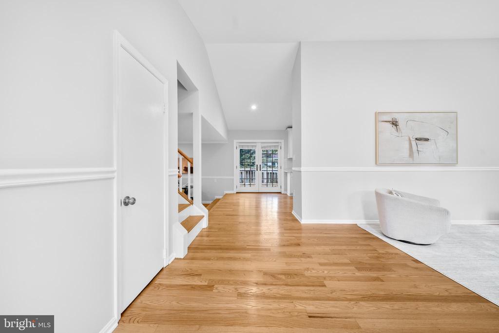 5506 GREAT TREE COURT