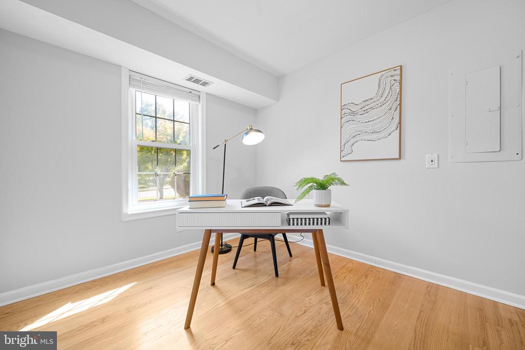 5506 GREAT TREE COURT