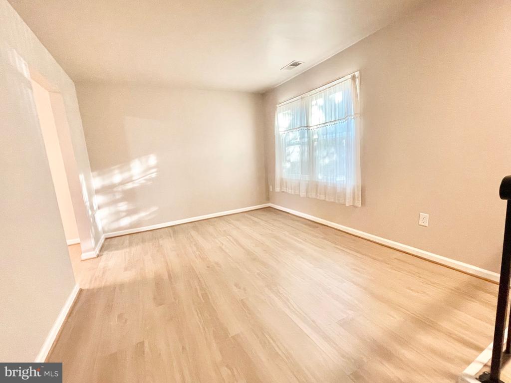 13782 NEWPORT DRIVE