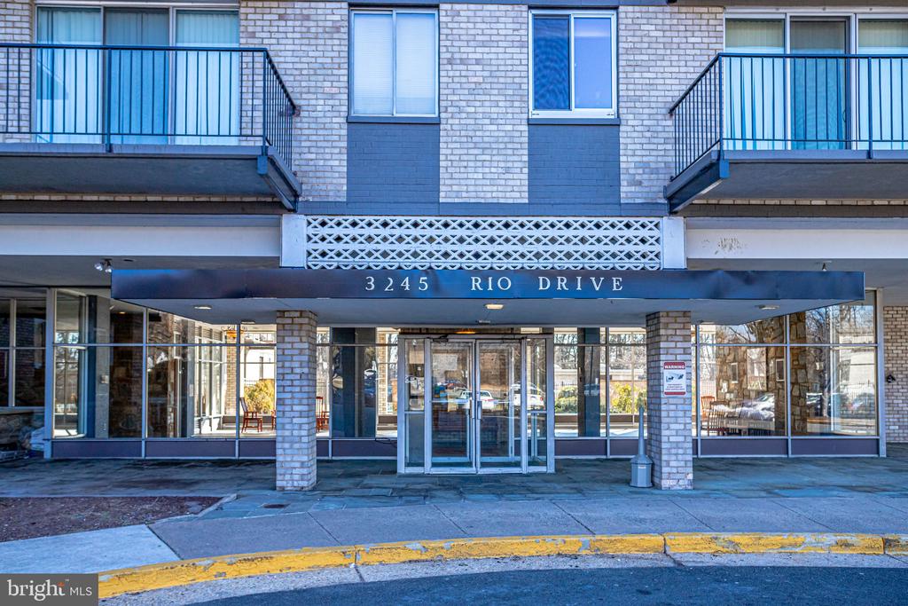 3245 RIO DRIVE 108