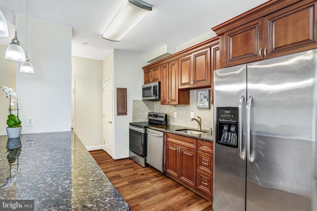 3245 RIO DRIVE 108