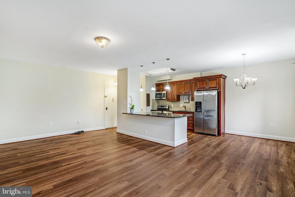 3245 RIO DRIVE 108
