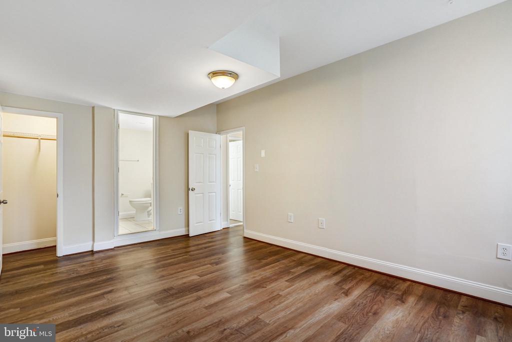 3245 RIO DRIVE 108