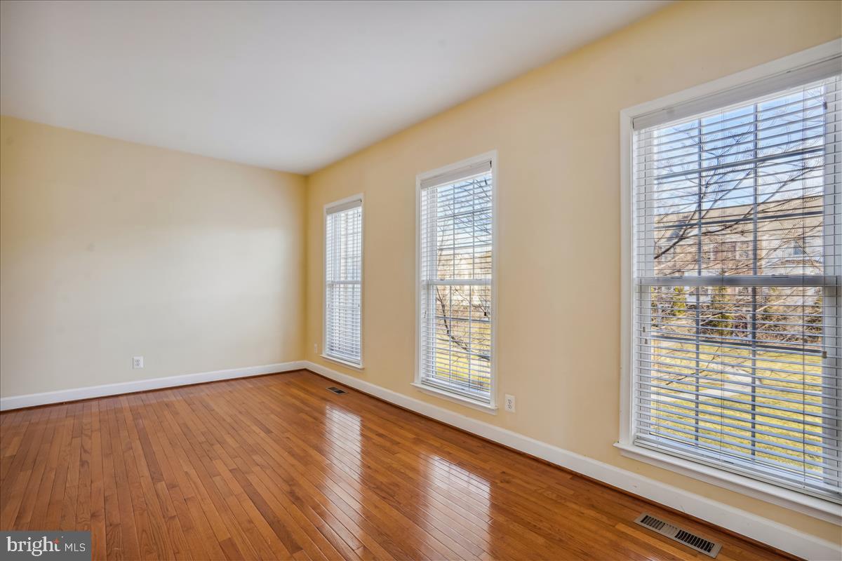 2481 WALNUT ROCKER LANE