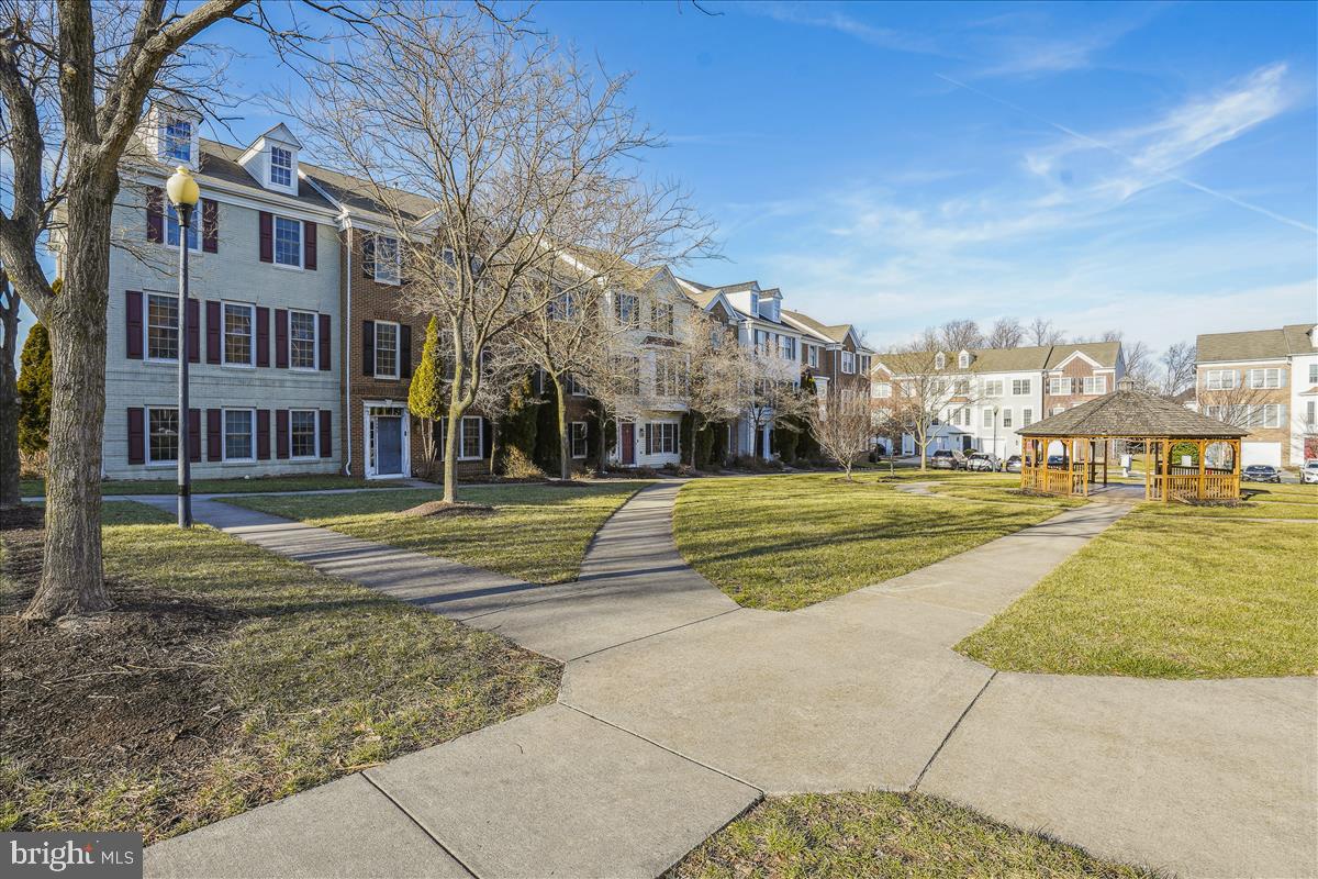 2481 WALNUT ROCKER LANE