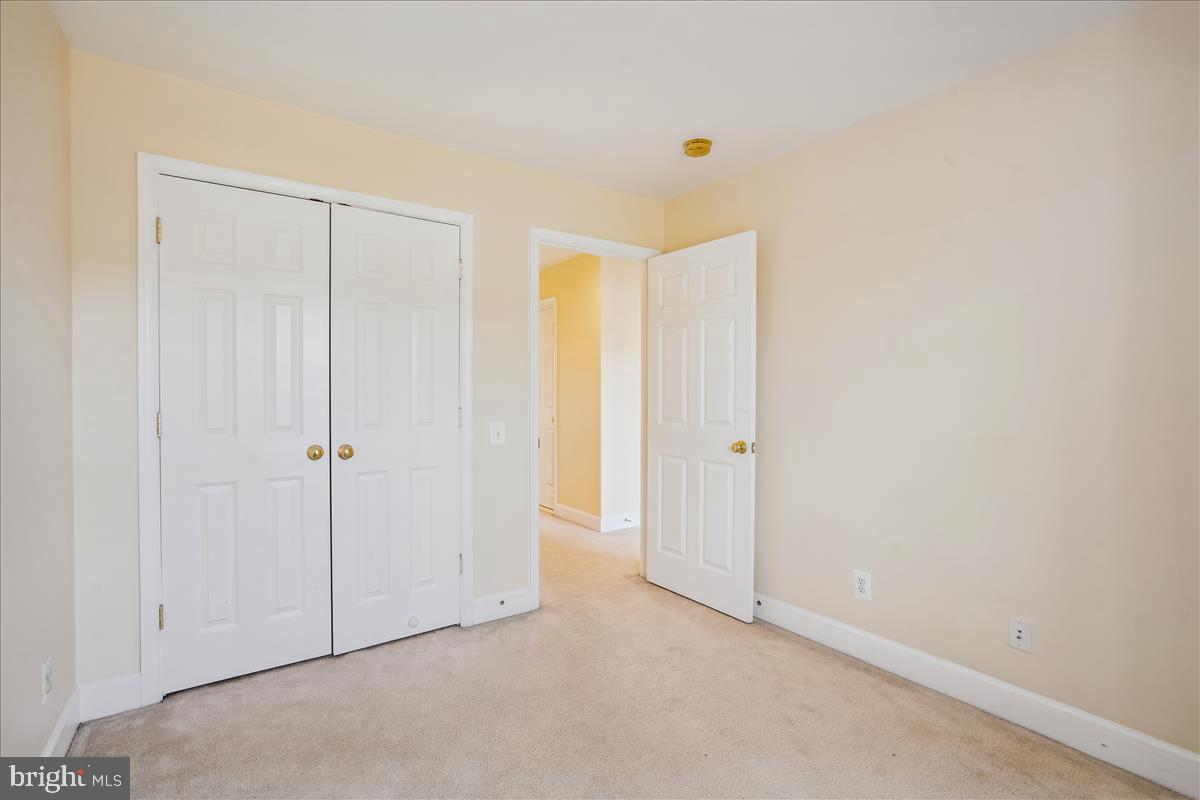 2481 WALNUT ROCKER LANE