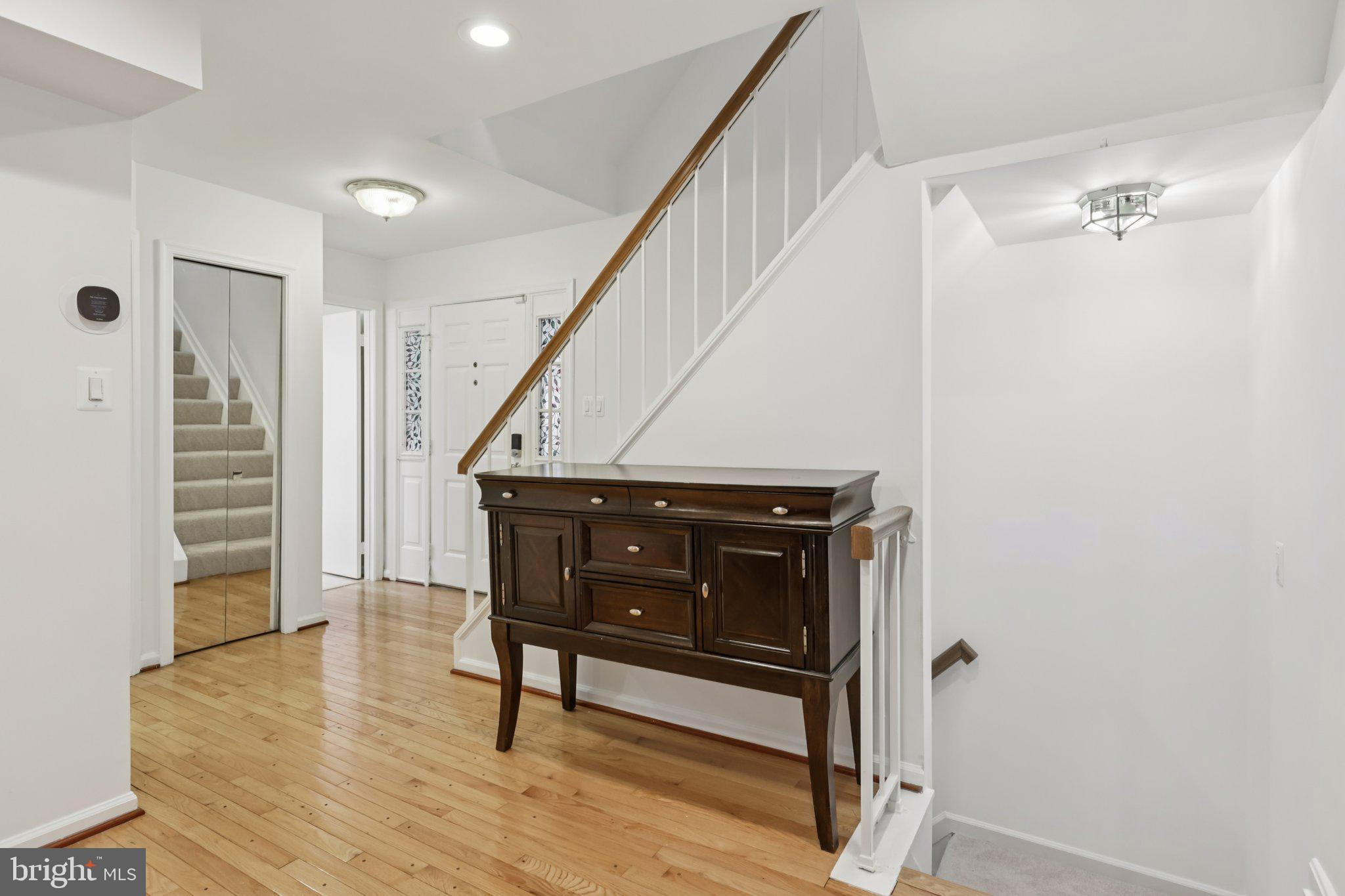 7673 NORTHERN OAKS COURT