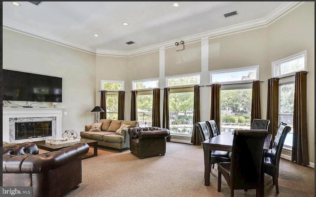 1701 LAKE SHORE DRIVE 11