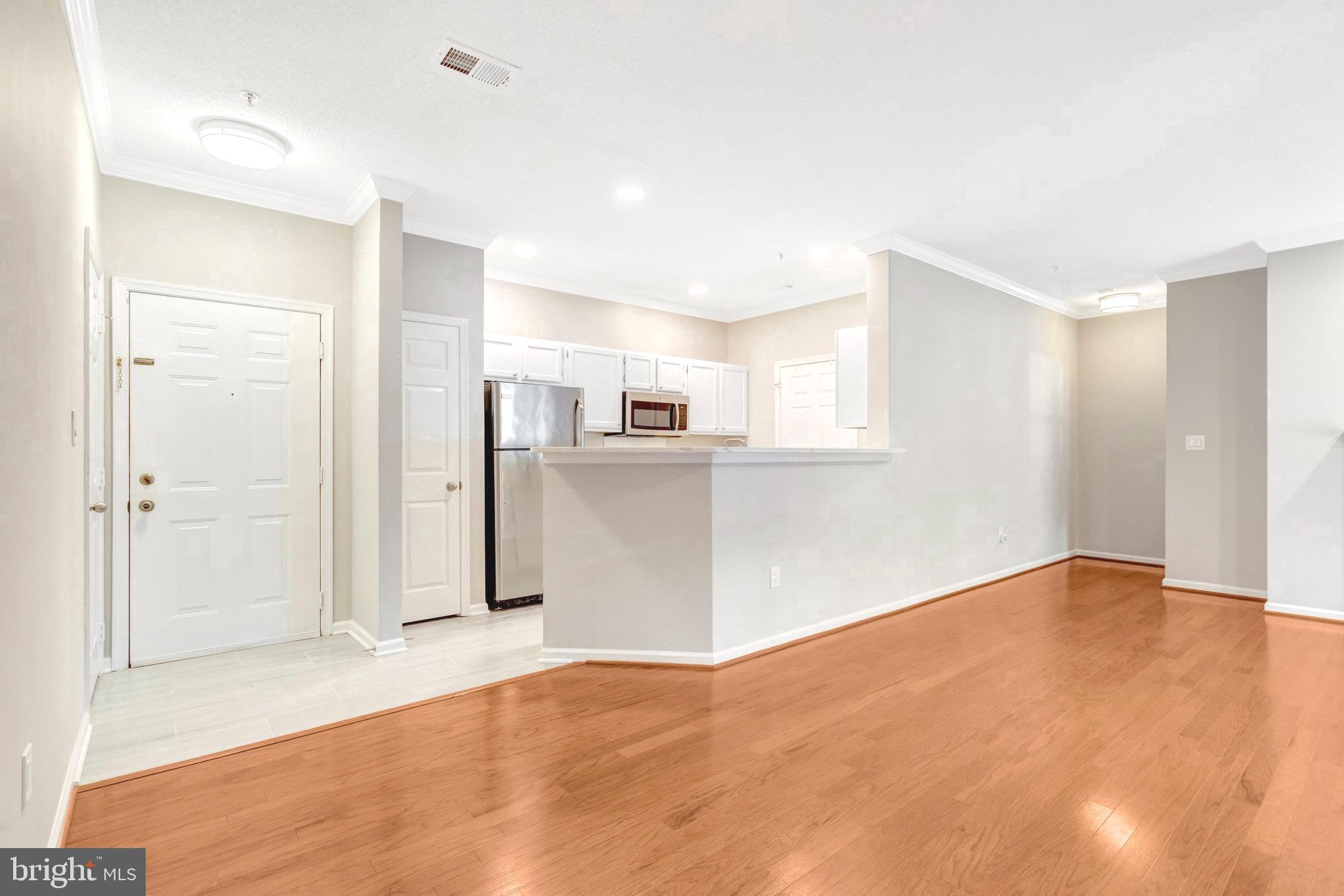 1701 LAKE SHORE DRIVE 11