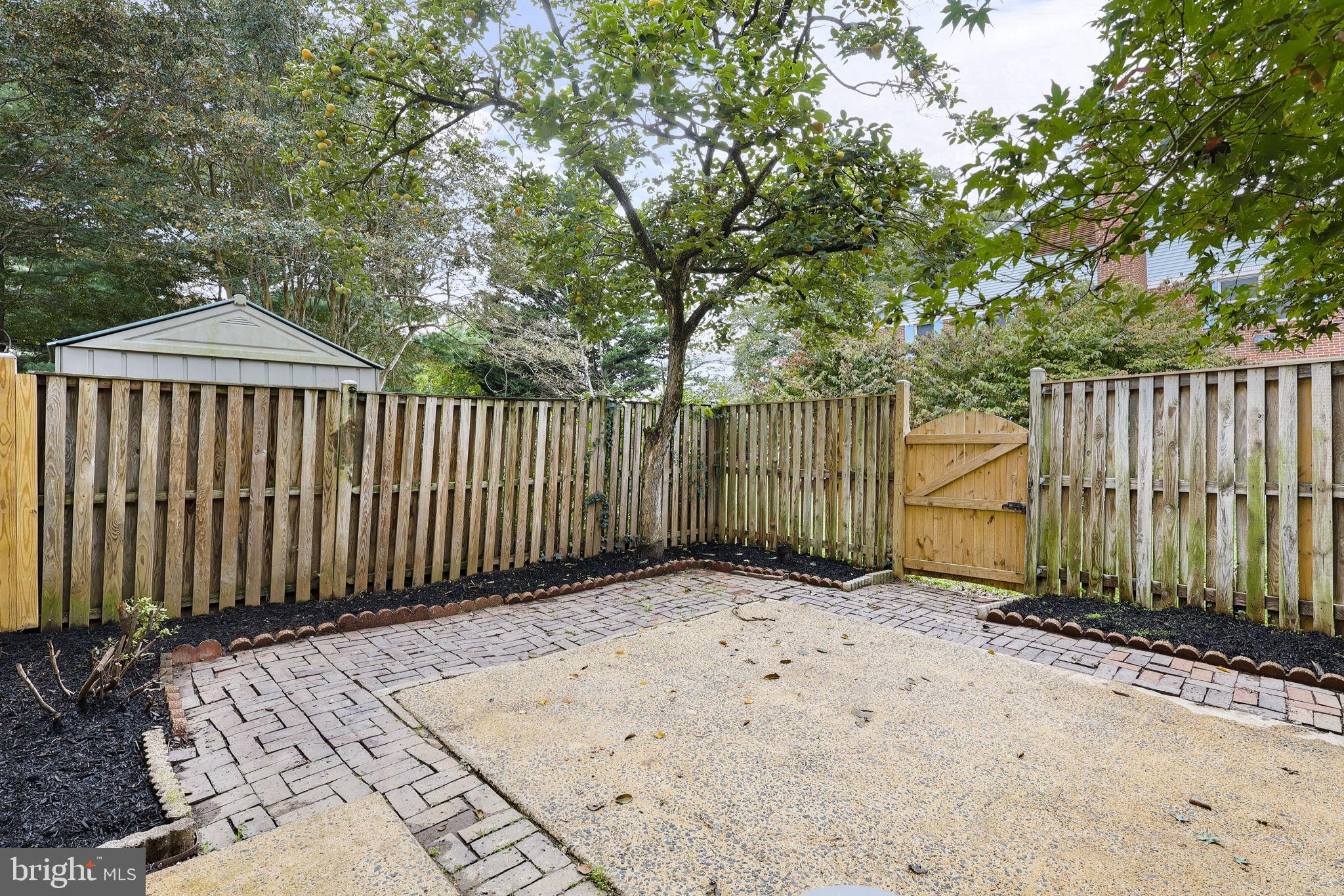 4903 VAN WALBEEK PLACE