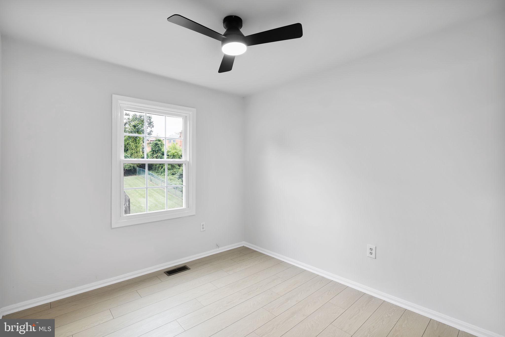 4903 VAN WALBEEK PLACE