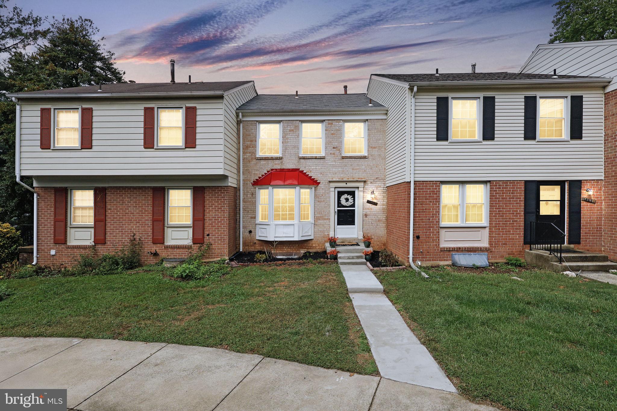 4903 VAN WALBEEK PLACE