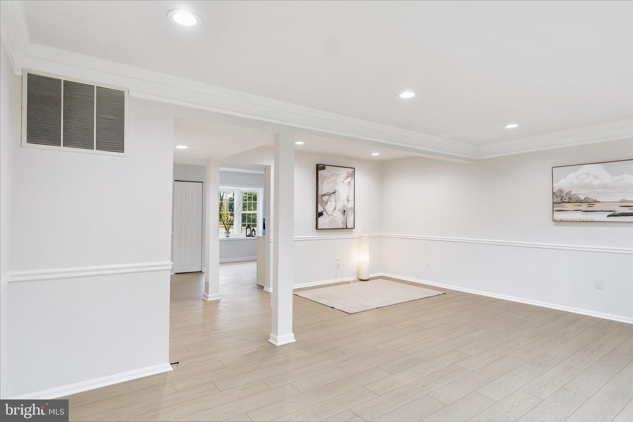 4903 VAN WALBEEK PLACE