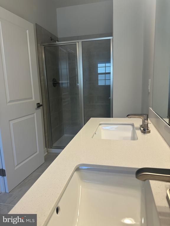 4504 DANDELION LOOP
