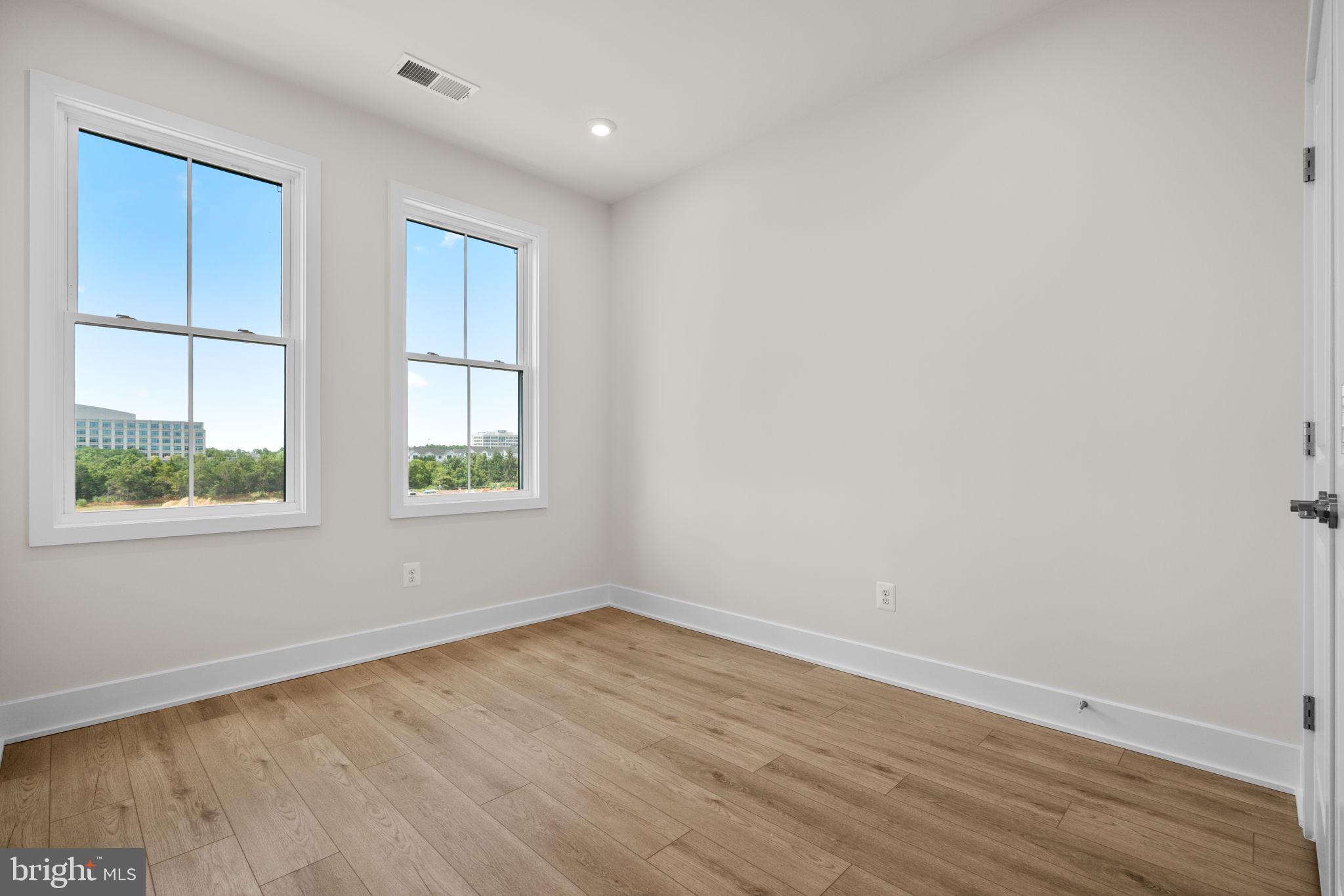 13918 AVIATION PLACE