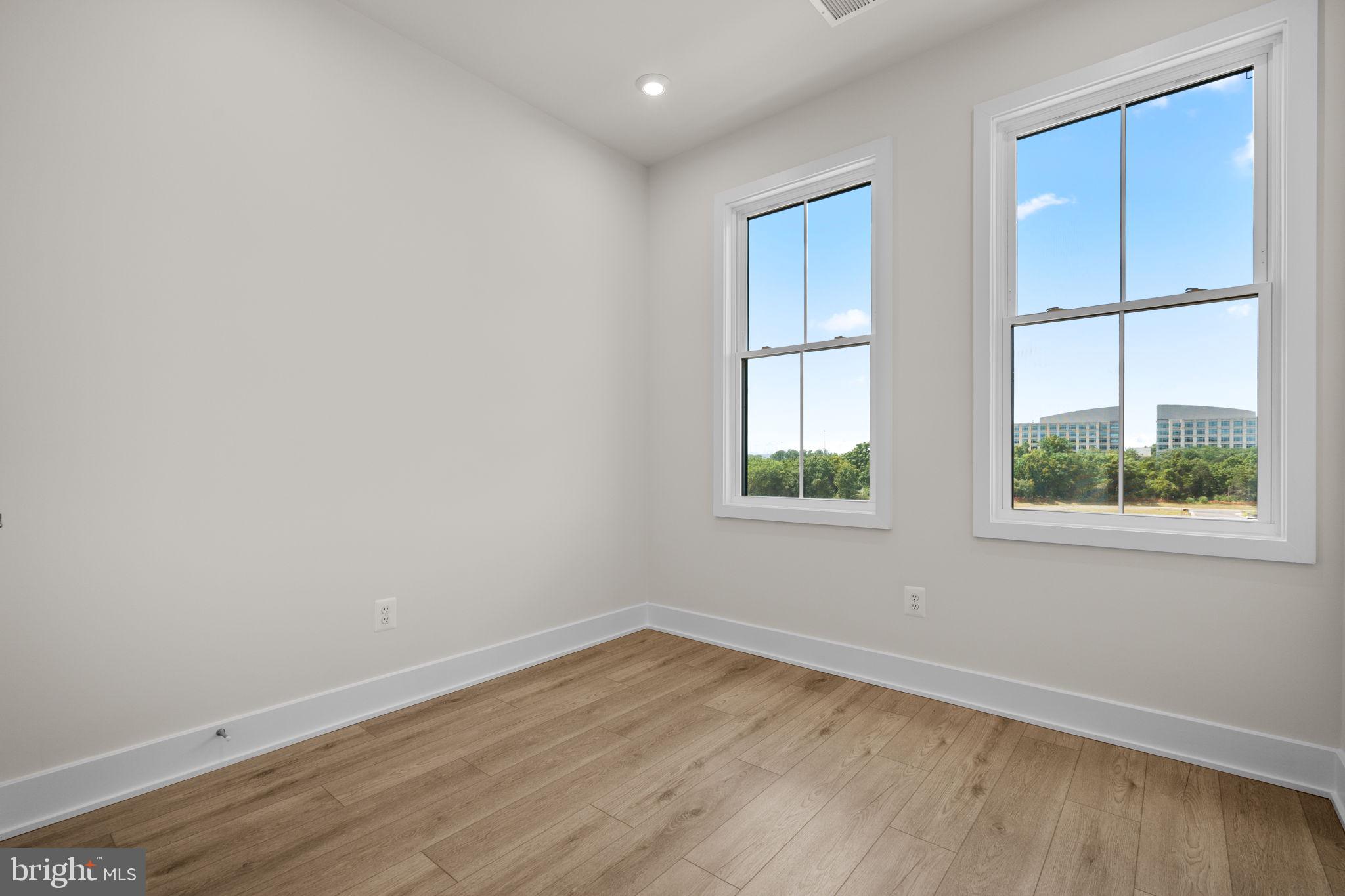 13918 AVIATION PLACE