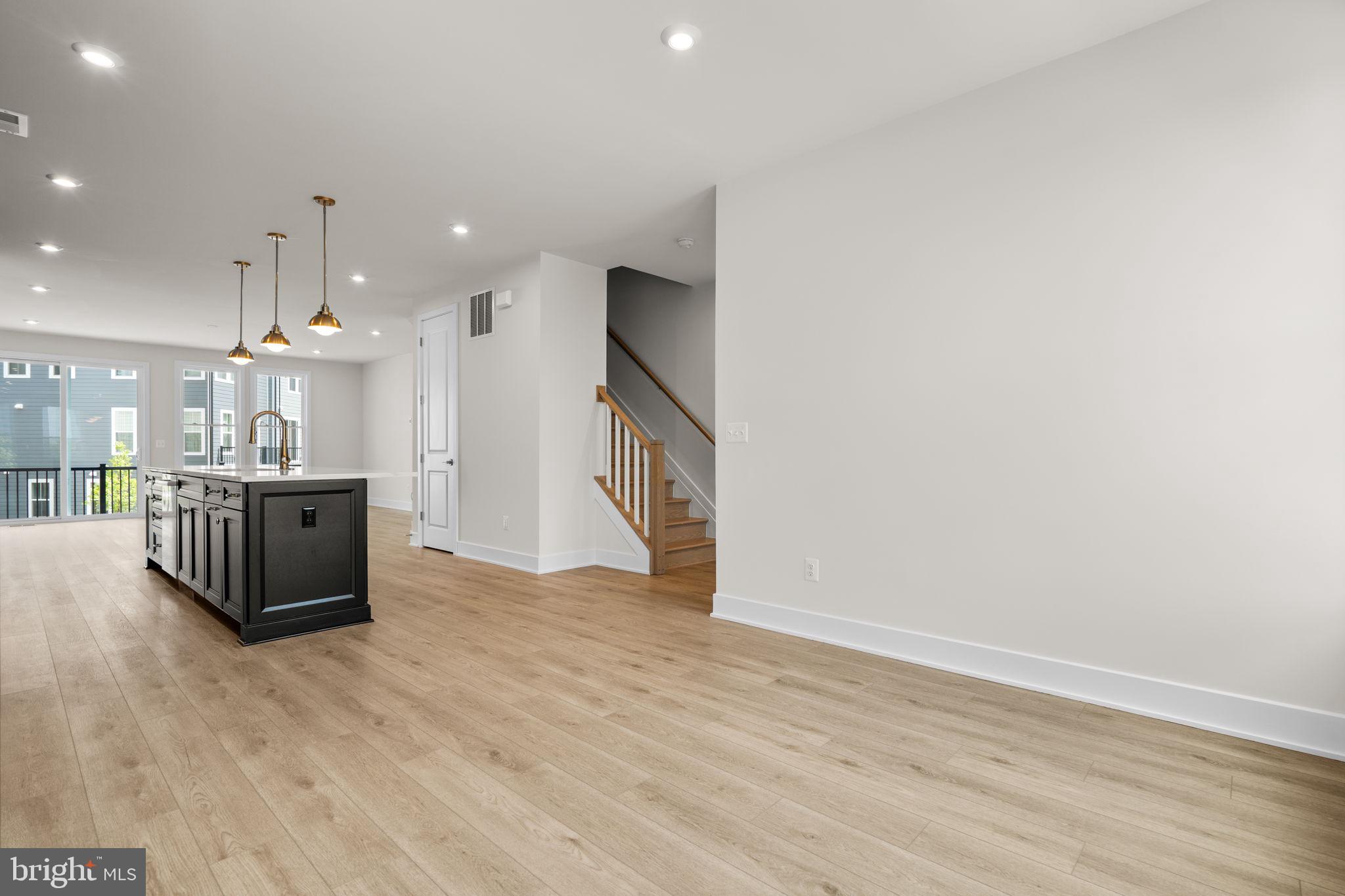 13918 AVIATION PLACE