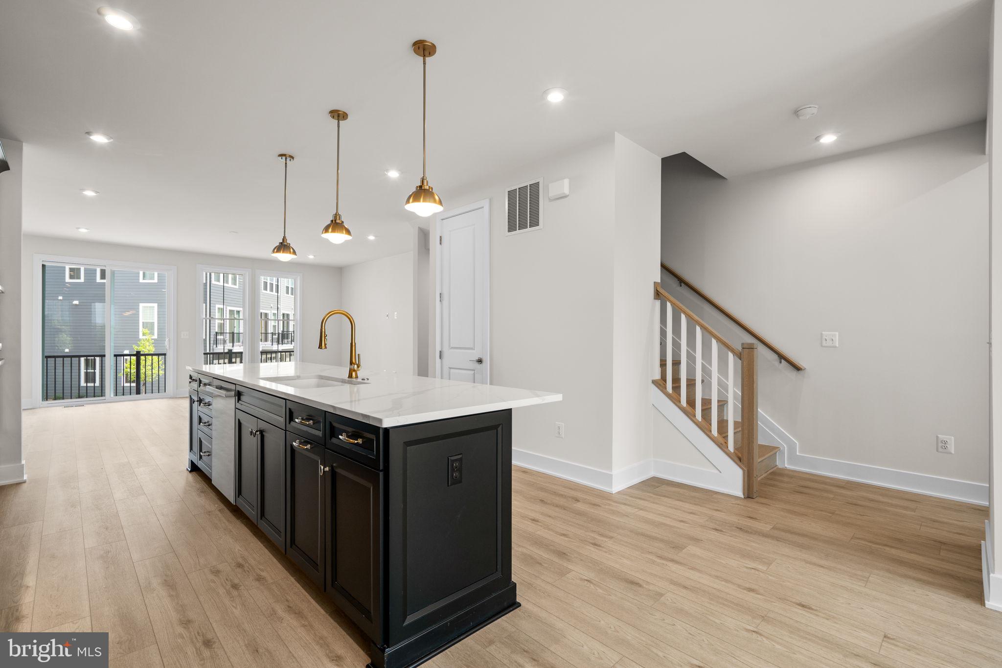 13918 AVIATION PLACE