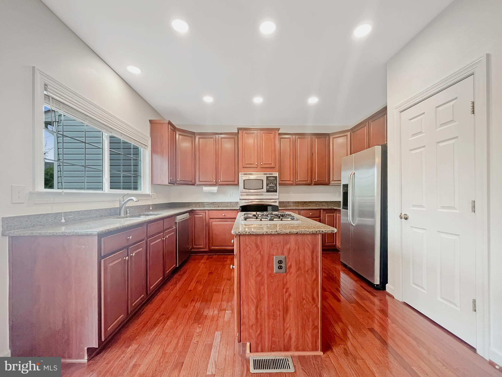 8173 MCCAULEY WAY