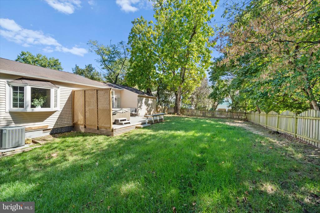 2258 SENSENEY LANE