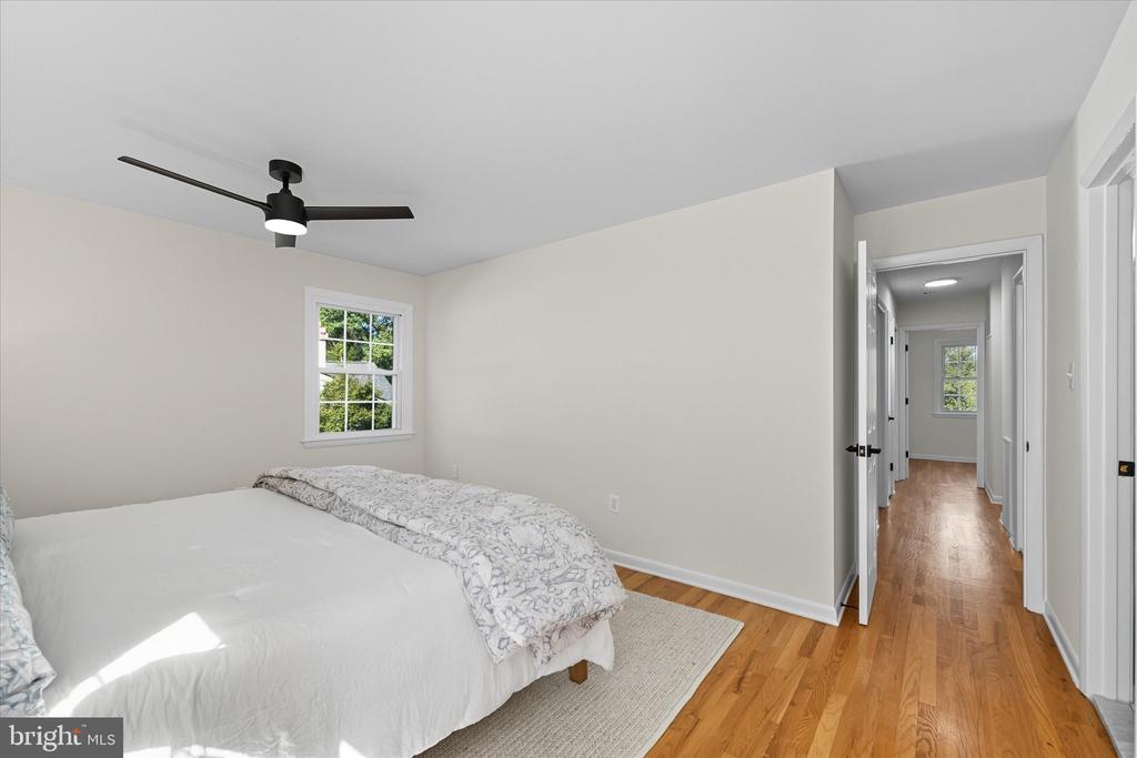 2258 SENSENEY LANE