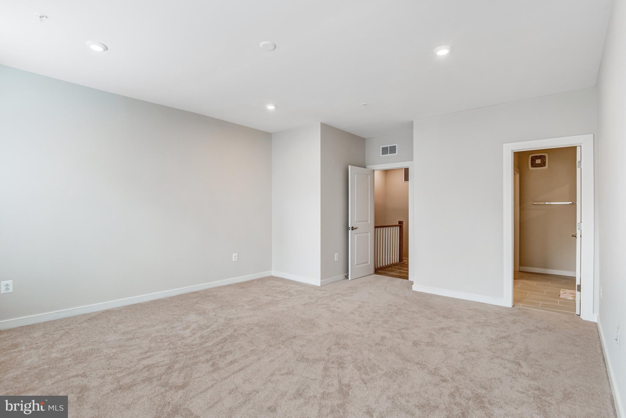 13653 INNOVATION STATION LOOP 40A