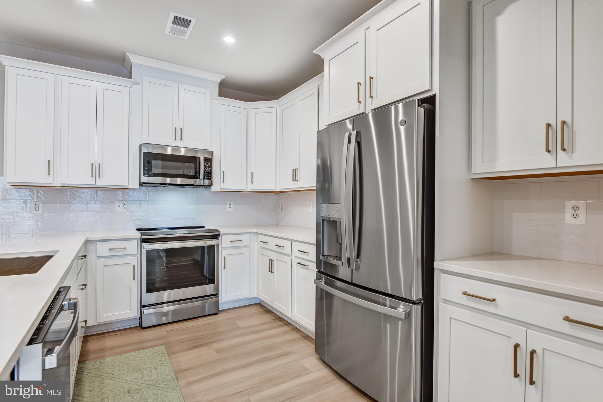 13653 INNOVATION STATION LOOP 40A