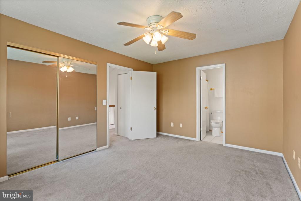 14005 GRUMBLE JONES COURT C