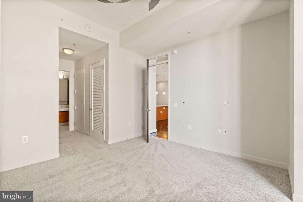 12025 NEW DOMINION PARKWAY 406
