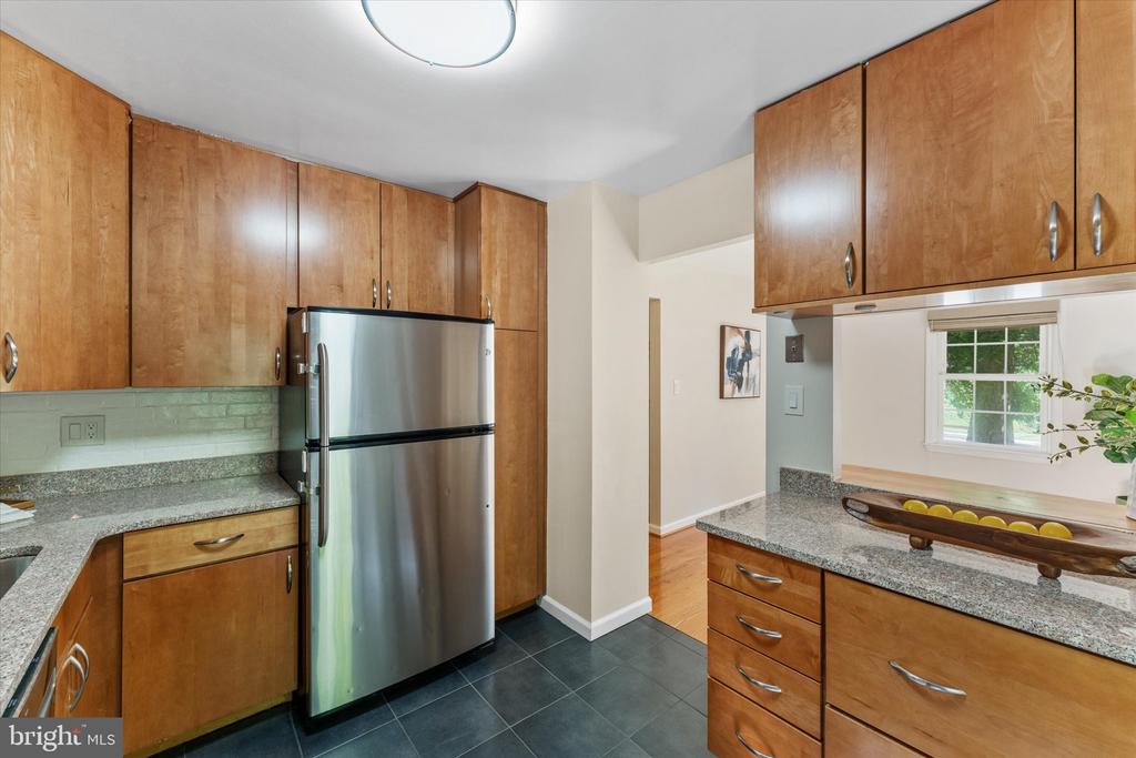 5602 KIRKHAM COURT