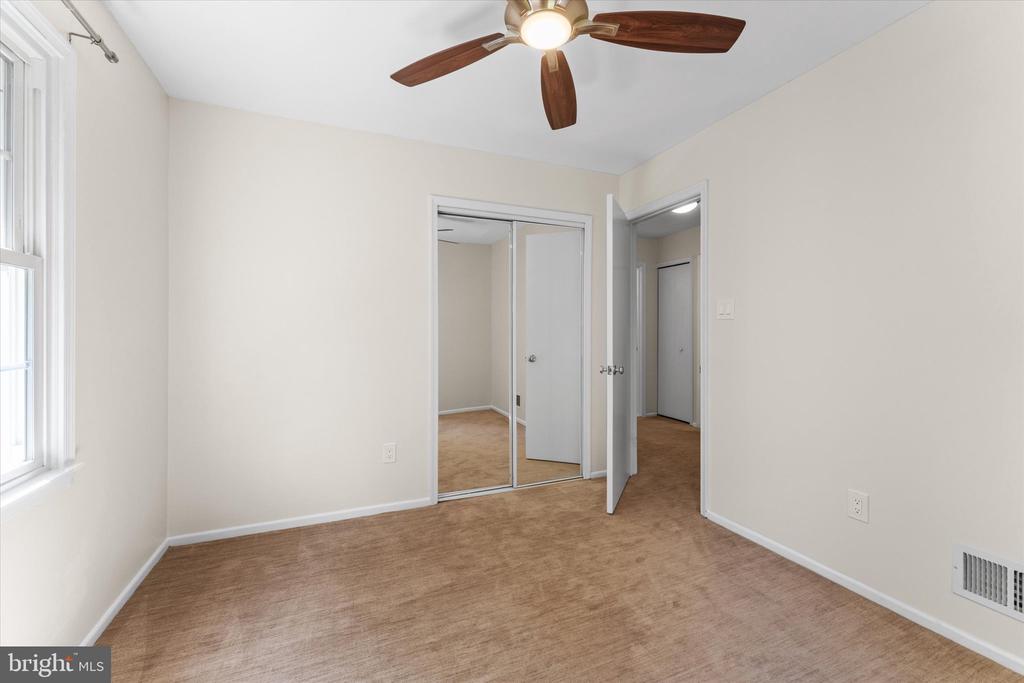 5602 KIRKHAM COURT