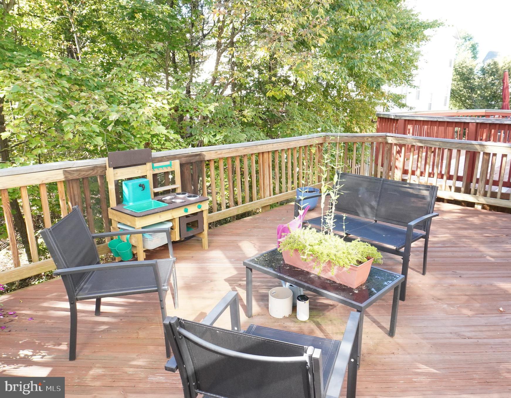 8596 WYNGATE MANOR COURT