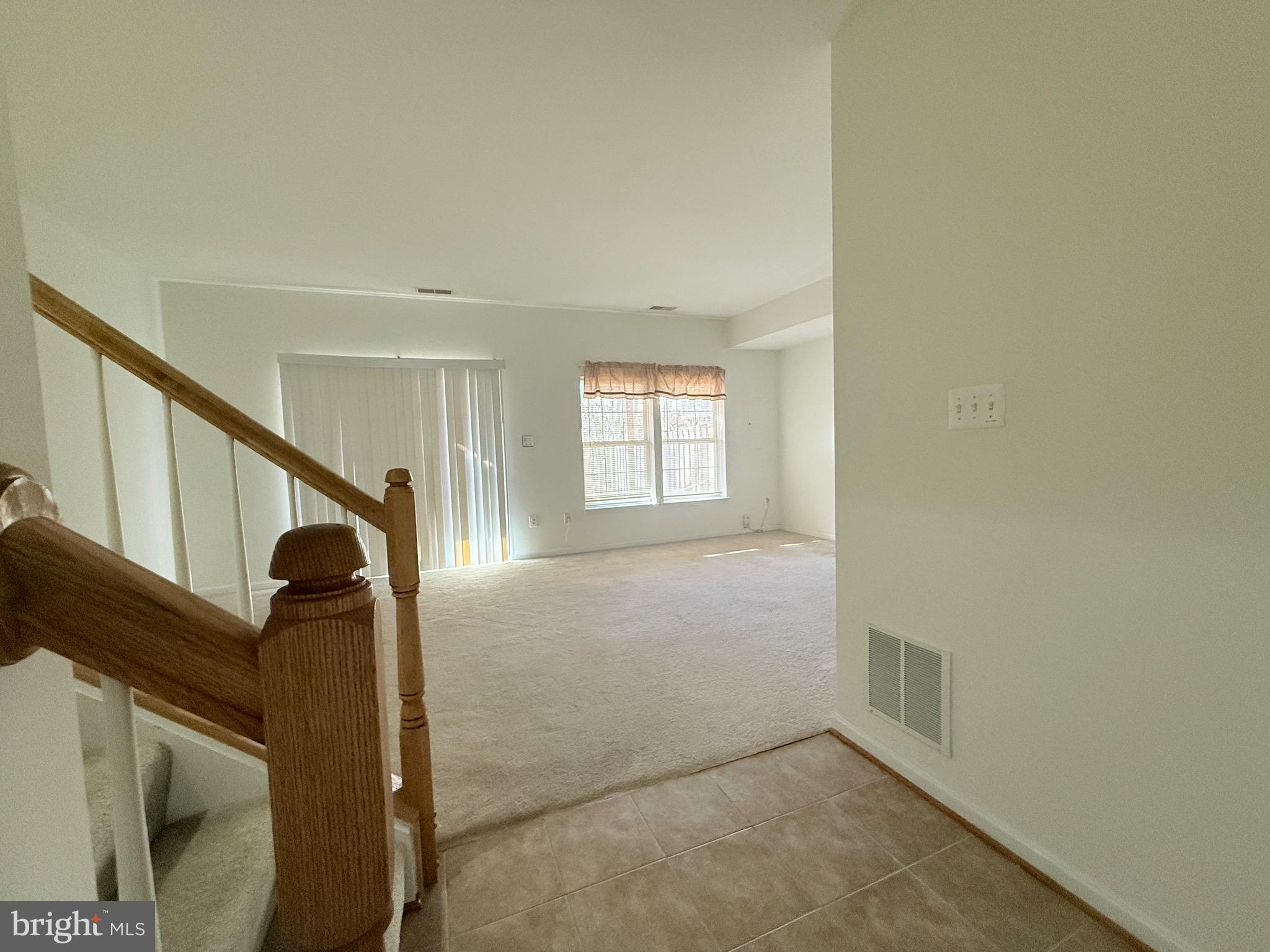 8596 WYNGATE MANOR COURT