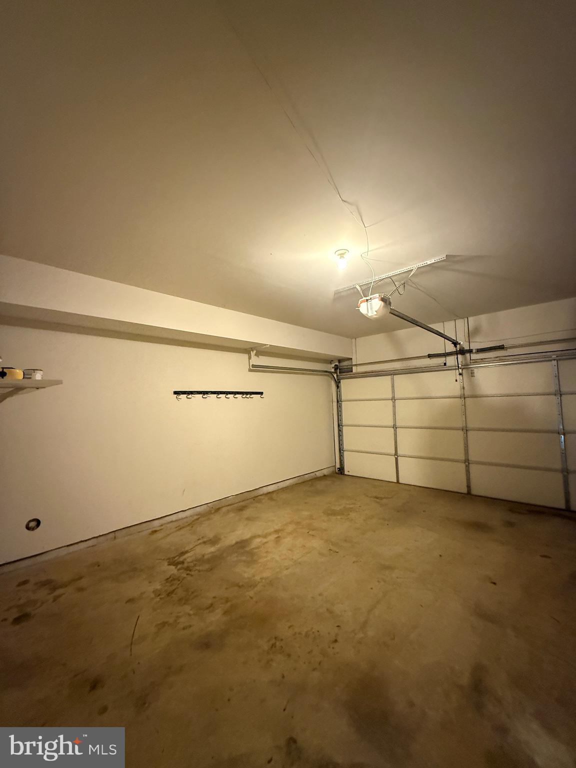 8596 WYNGATE MANOR COURT