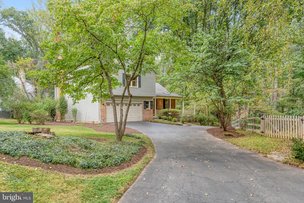 12210 ROWAN TREE DRIVE