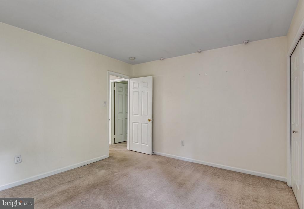 12210 ROWAN TREE DRIVE