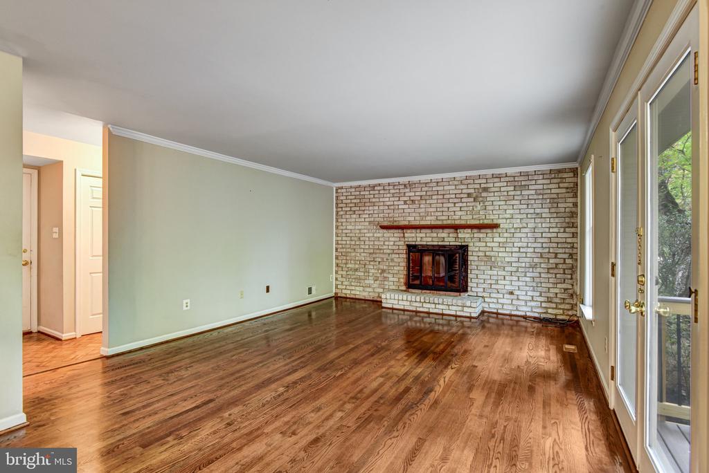 12210 ROWAN TREE DRIVE