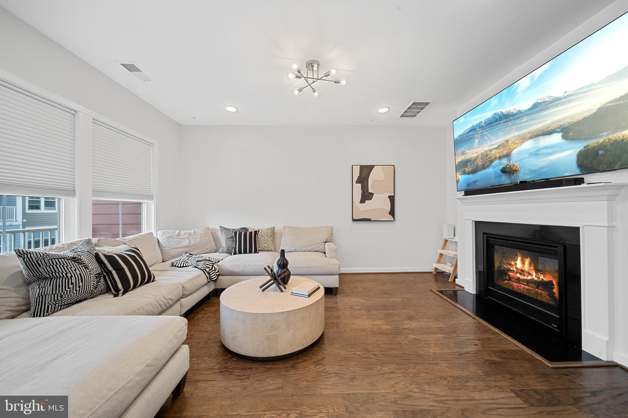 10719 VIOGNIER TERRACE