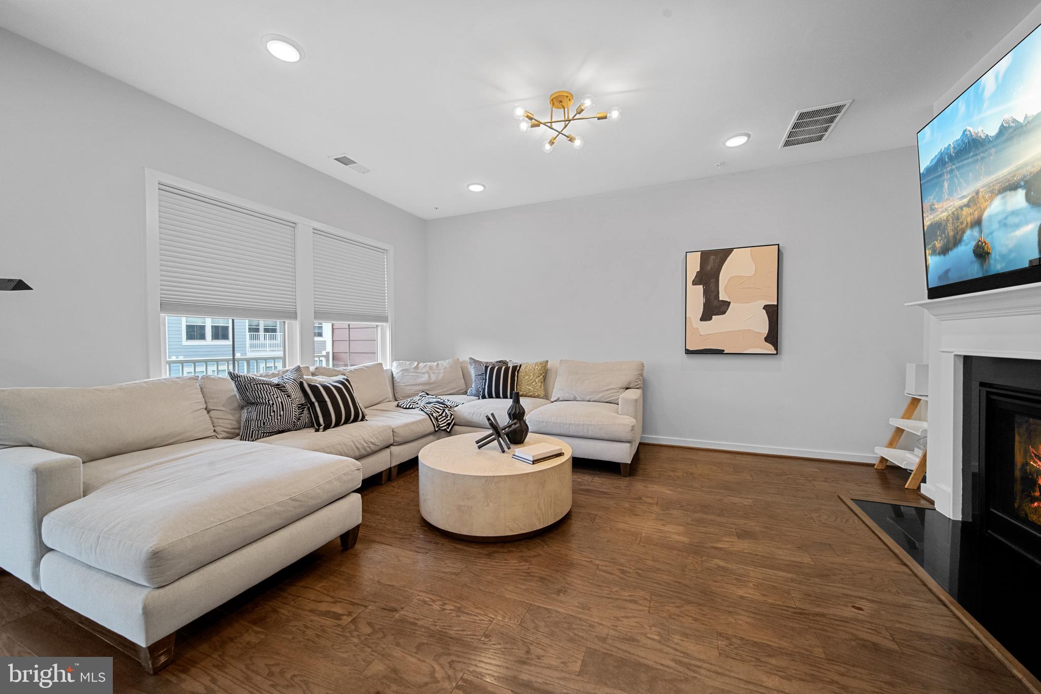 10719 VIOGNIER TERRACE