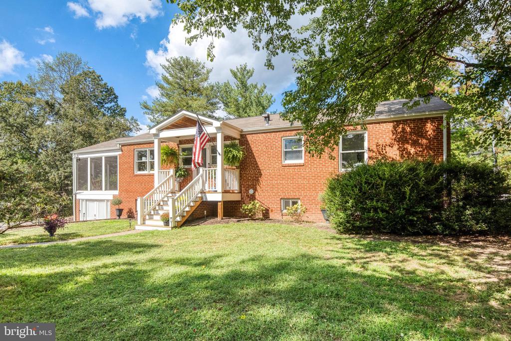 5527 WHARTON LANE