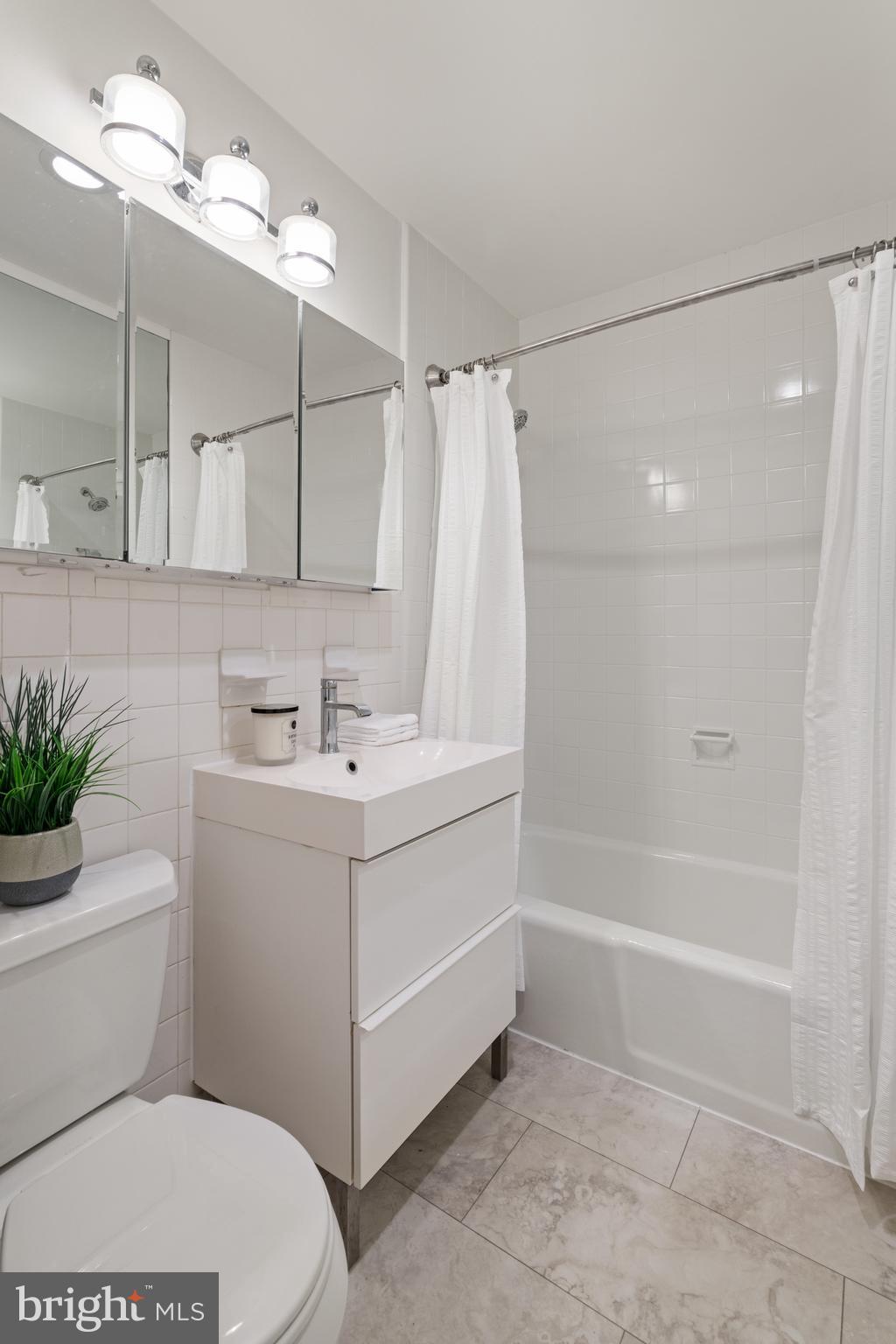 11493 WATERVIEW CLUSTER